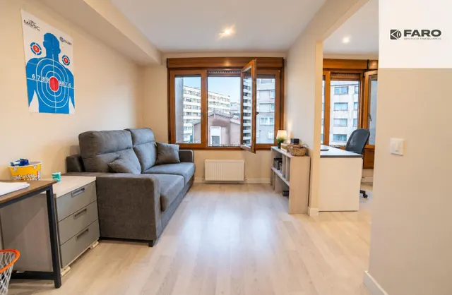 Piso reformado en avenida de la costa – Gijón | 3 habitaciones y 2 baños — 12