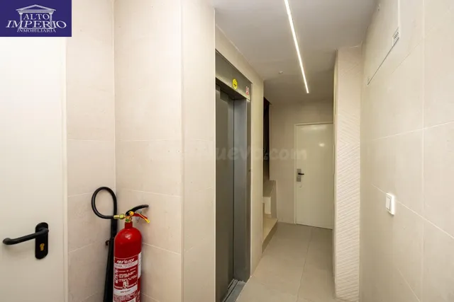 Piso y cochera en venta junto Acera de Darro. — 5