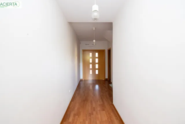 Ponemos a la venta esta preciosa casa en Urbanizacion cerrada, con zonas comunes y piscina comunitaria. — 18