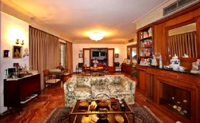 Gran piso en venta en edificio señorial, situado en el centro de Sevilla. — 3