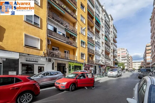 Piso amplio y luminoso en Ronda–Arabial — 29