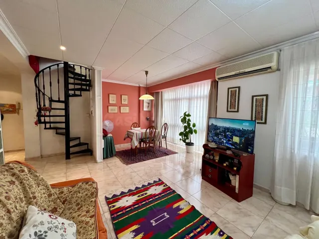 ¡OPORTUNIDAD! DÚPLEX EN VENTA EN LA FAMA
