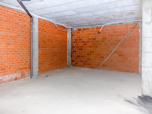 EN VENTA LOCAL COMERCIAL EN MONTIJO — 11