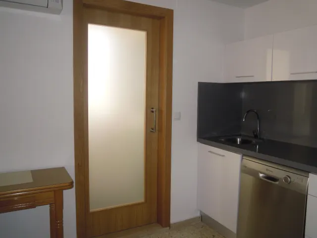 SE VENDE PISO EN SEGUNDA LINEA DEL MAR. EN MIRAMAR. — 35