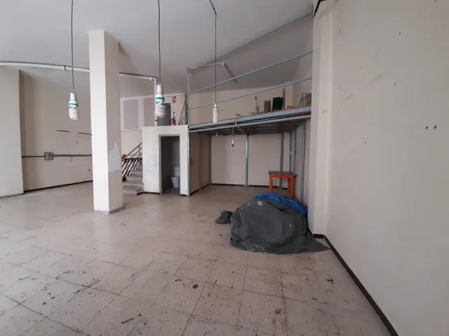 Estupendo local en Obispo Galarza — 13