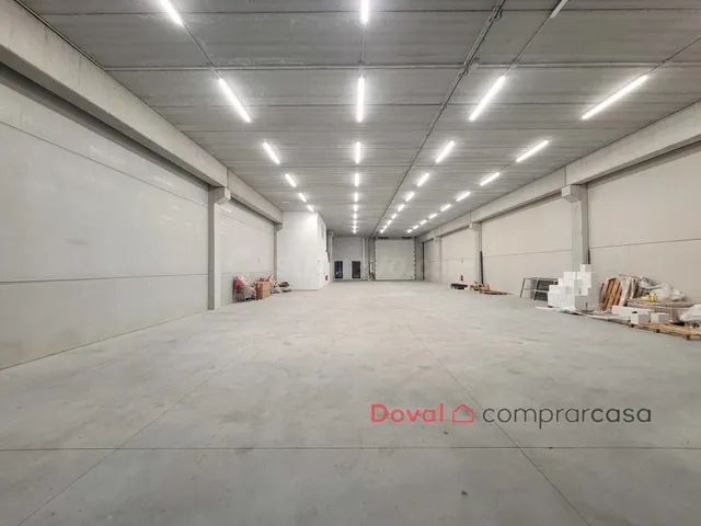 Nave industrial nueva a estrenar en Mos – 1.300 m2 totalment