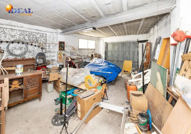 Chalet con gran parcela en Cogollos — 31