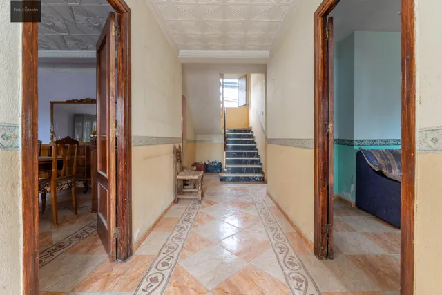 SE VENDE CASA CON UNA PARCELA DE 518 m2 (EN EL CENTRO DE LOS OGÍJARES). — 3