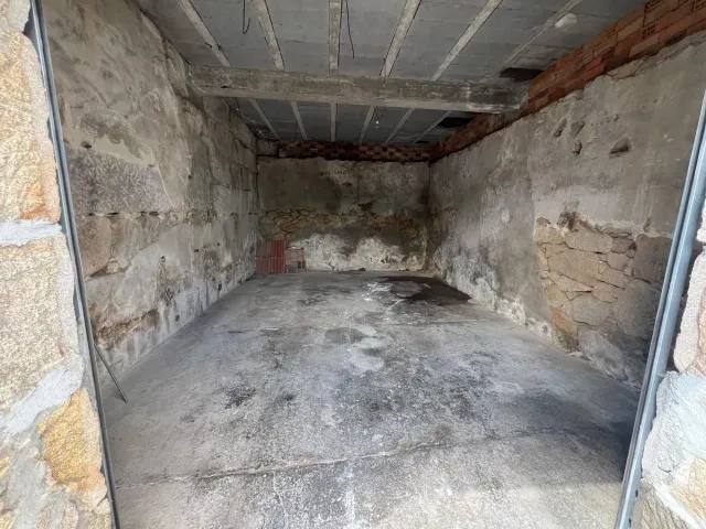 Se vende casa en Castellana — 27