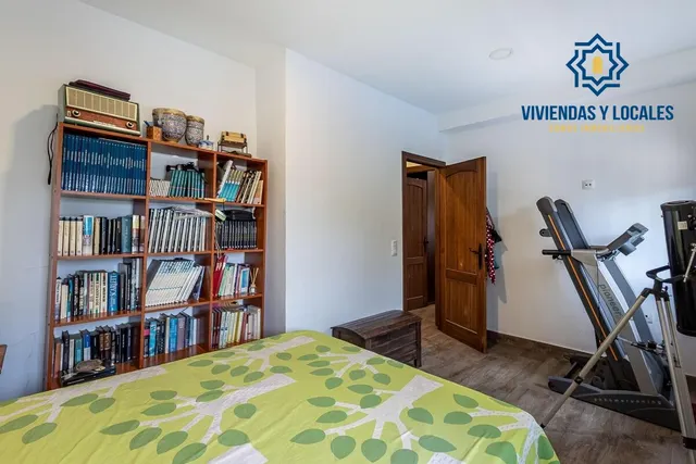 Casa con piscina en urb los chopos - Las Gabias — 20