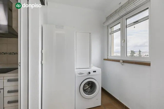 Ático en venta en La Zubia — 16