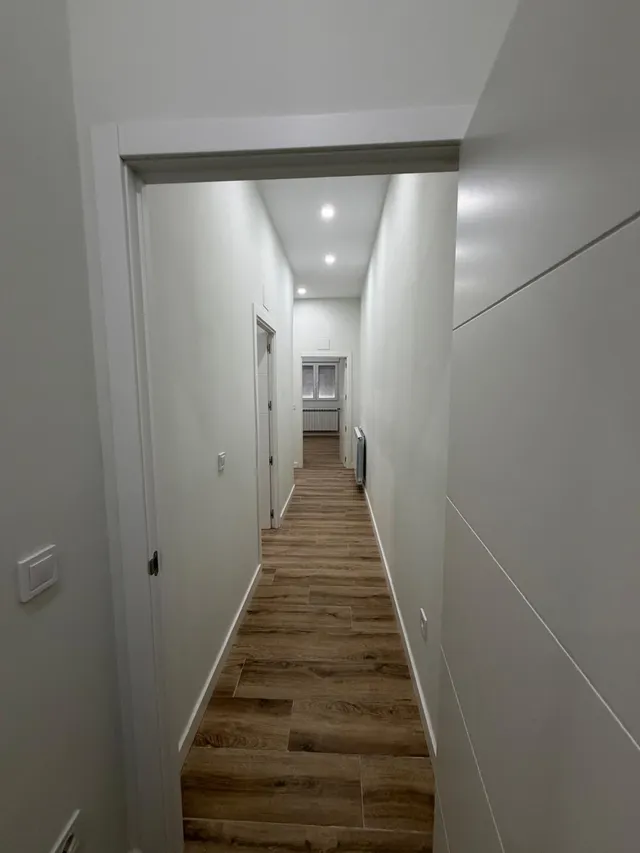 Exclusivo Piso en Alquiler - Calle Italia, Valladolid — 50