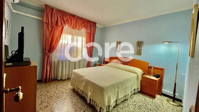 Amplio piso con Patio — 20