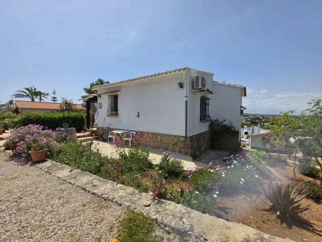 Encantadora villa en la prestigiosa zona de Balcón al Mar, Jávea — 45