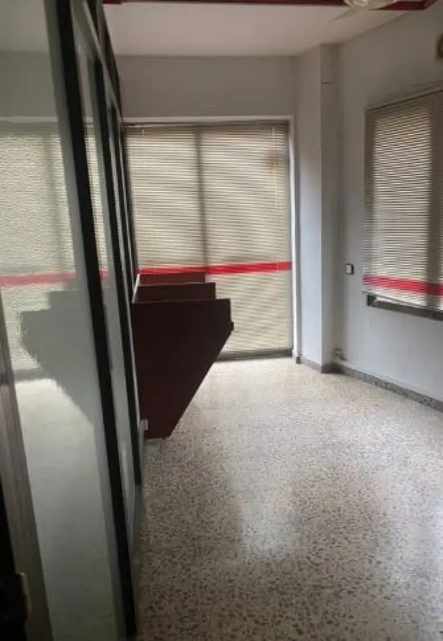 LOCAL en VENDA a IGUALADA - Zona POBLE SEC — 10
