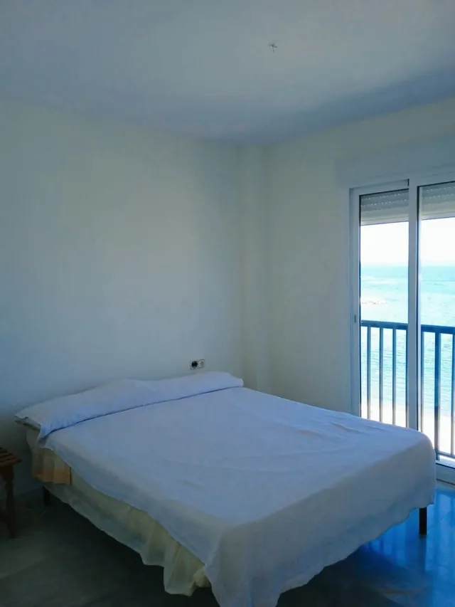 Fuengirola - Primera Línea de Playa - Piso 3 Dormitorios - Terraza — 19
