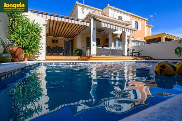 Gran casa pareada en Paraíso Arenal — 2