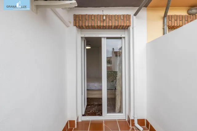 Encantadora Casa Reformada en Ogijares con Vistas y Espacios para Disfrutar — 24