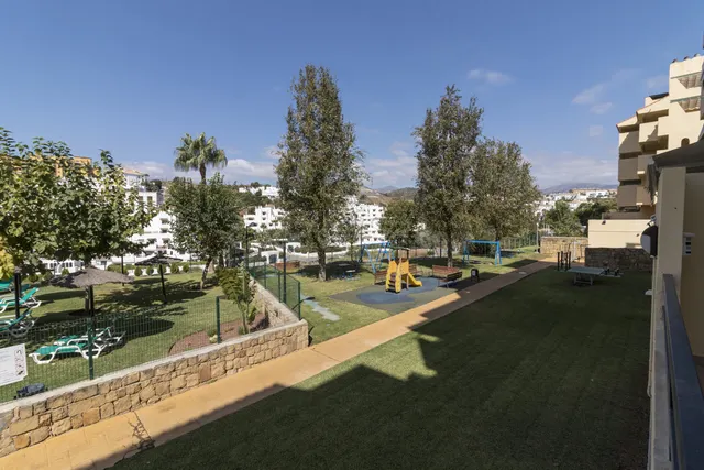 Apartamento 2 habitaciones 110m² en venta - Costa Del Sol - foto 2