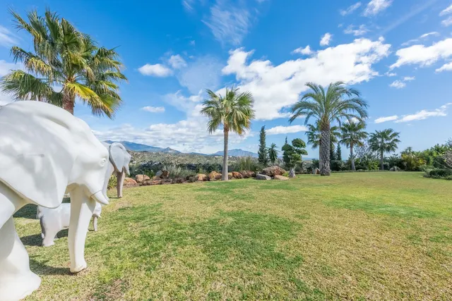 Chalet 6 habitaciones 341m² en venta - Costa Del Sol — 35