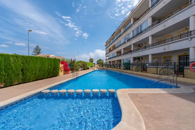 Apartamento 2 habitaciones 68m² en venta - La Zenia - foto 2