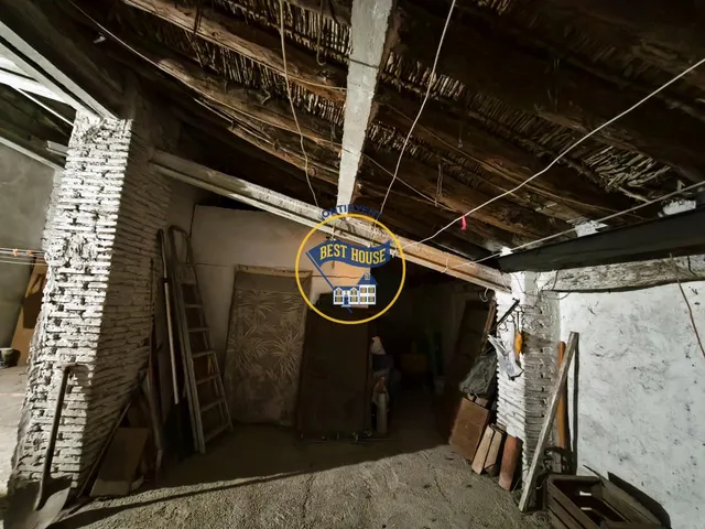 ¡¡OPORTUNIDAD!! ¡CASA CON 4 DORMITORIOS Y EN CONDICIONES DE USO A PRECIO INSUPERABLE! — 31
