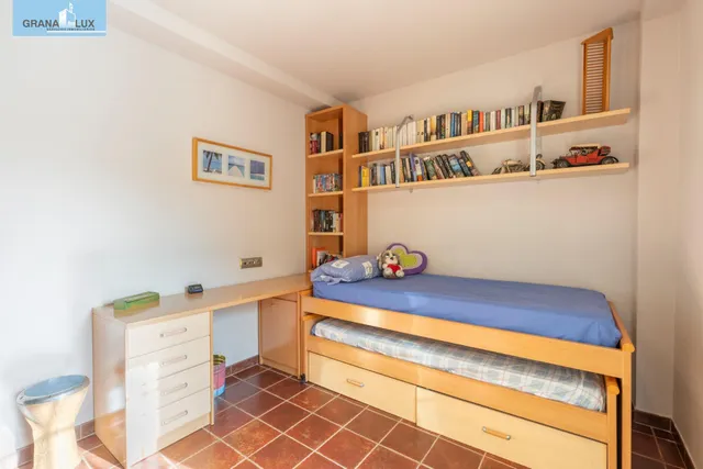 Exclusiva vivienda con piscina en Viñas del Rey — 30