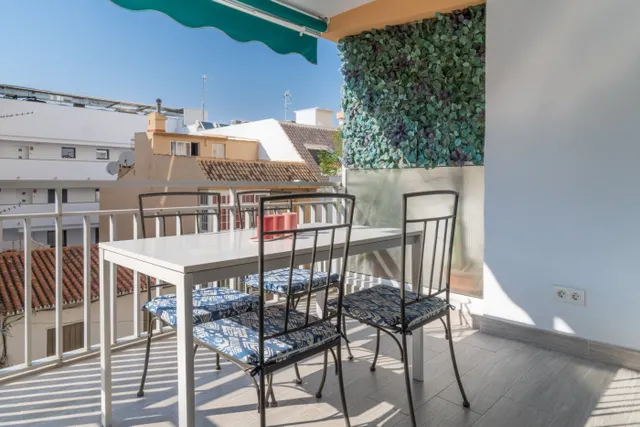 Alquiler vacacional en primera línea de playa. VUT/MA/96813 / ESFCTU0000290390000511200000000000000000VUT/MA/968136 — 2