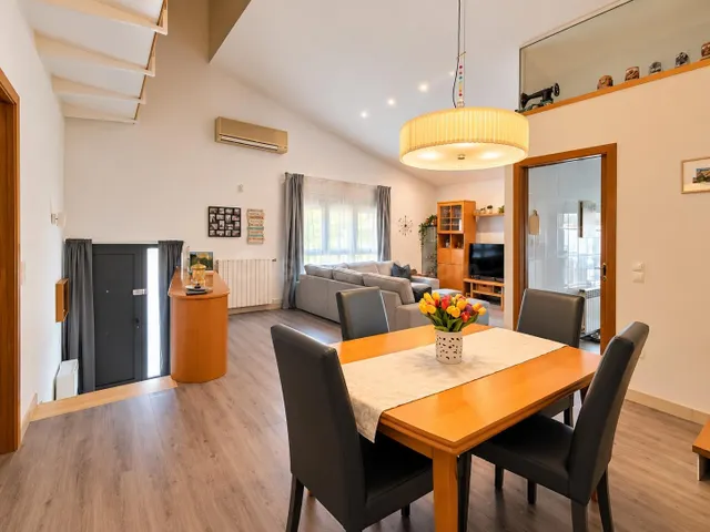 Vivienda esquinera con garaje — 3