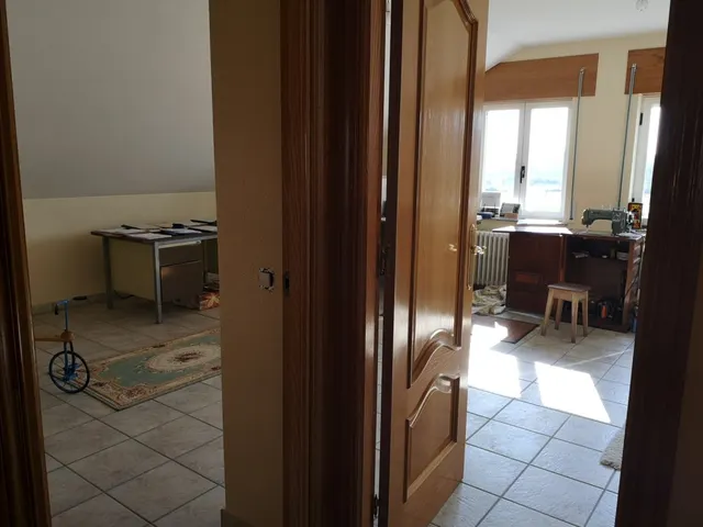 Urbis te ofrece un espectacular terreno con chalet en venta en Ciudad Rodrigo, Salamanca. — 33