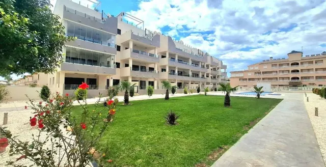 Moderno Apartamento en Complejo Residencial con Piscina y Am - foto 3