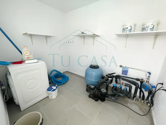 Se vende chalet de diseño moderno hipotecable — 26