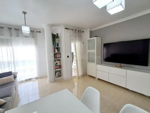 Ático de 3 dormitorios con garaje en el Centro - foto 3