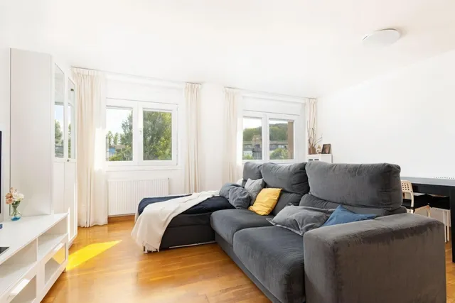venta piso 5 habitaciones en Pamplona - foto 3