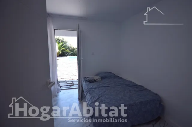 PRECIOSO CHALET REFORMADO CON PISCINA, GARAJE Y DOS TERRAZAS — 45