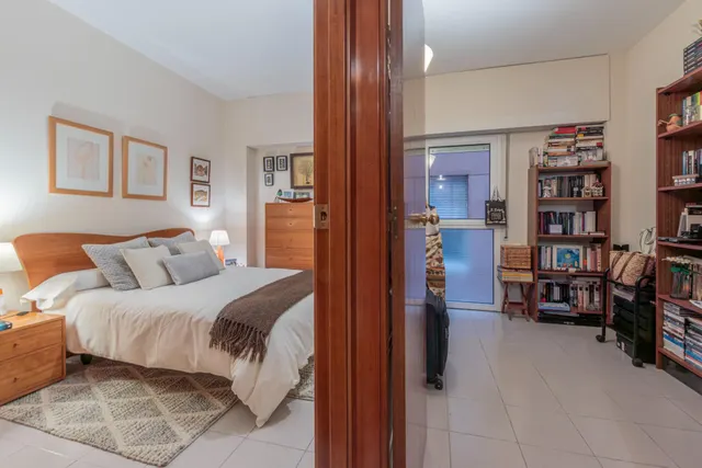 Acogedor piso de 2 dormitorios en el corazón de L'Eixample con posibilidad de alquiler de pk en la misma finca — 21