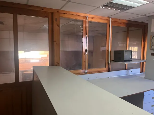 Amplio Local Comercial en Alquiler en Santo Ángel — 8