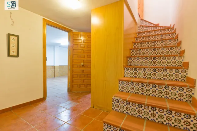 Bonita Casa en Cúllar Vega — 23