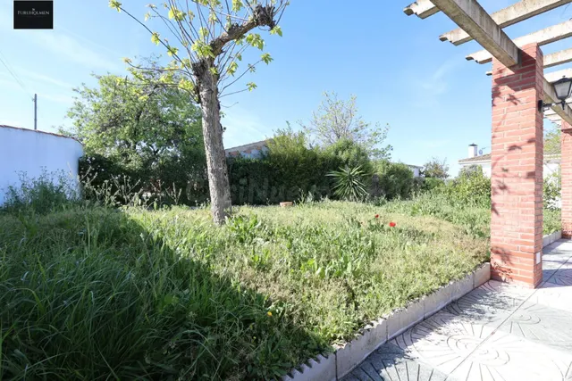 Casa reformada con piscina en parcela de 2.500 m2 (urbano y  - foto 5