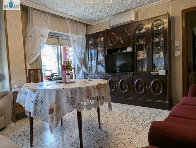 INMOHOUSE VENDE PISO EN ZONA FERIA-FÁTIMA - foto 3