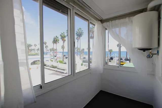 Vivienda en Benalmádena Costa a 50 metros de la playa, con vistas al mar — 15