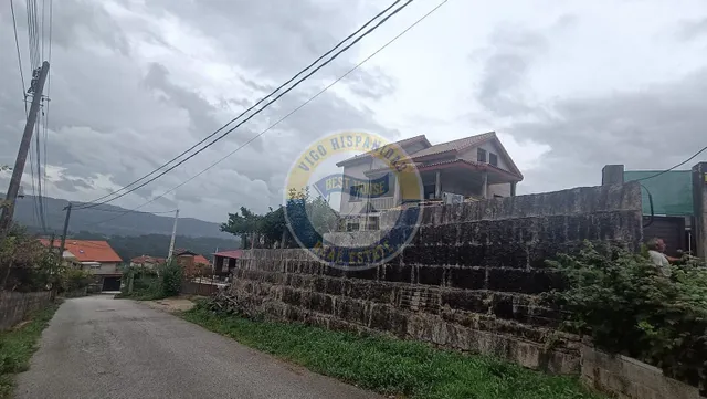 CASA EN MOS — 16
