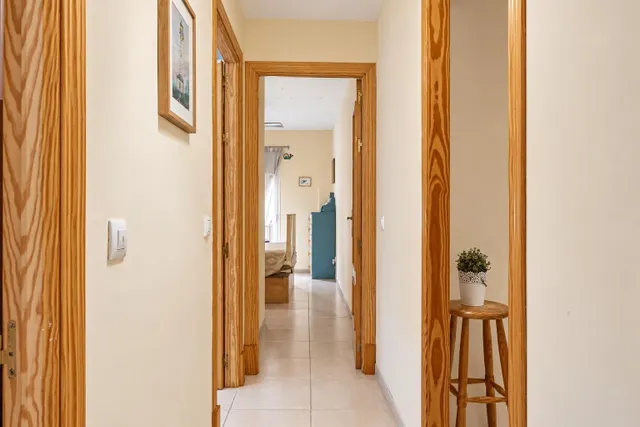 Amplio piso de 2 dormitorios y 2 baños con parking en Campos — 13