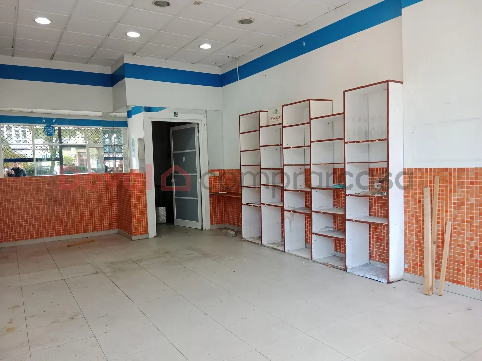 LOCAL COMERCIAL EN PIZARRO