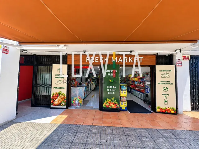 Traspaso de supermercado consolidado en Los Cristianos - foto 2