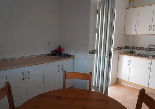 Dúplex en alquiler todo el año en El Alcolar – 3 dormitorios y gran patio exterior | 1.100 €/mes — 7
