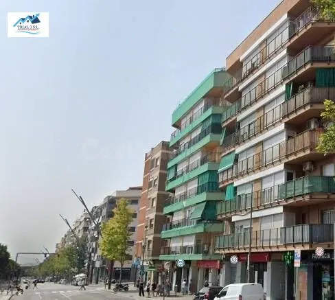 Venta de Oficina en Terrassa (Barcelona) - foto 2