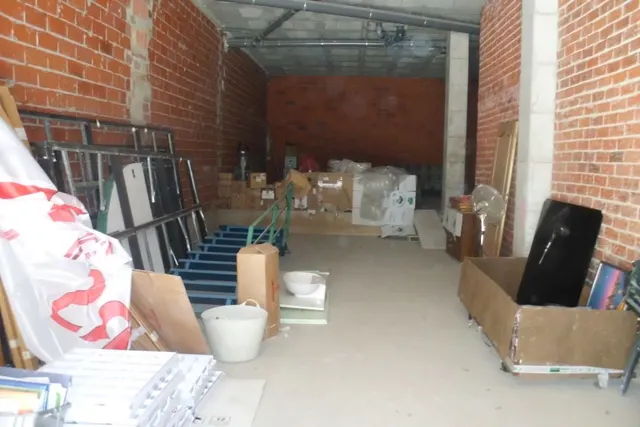 Local comercial en Avda. Llombo - Ontinyent
