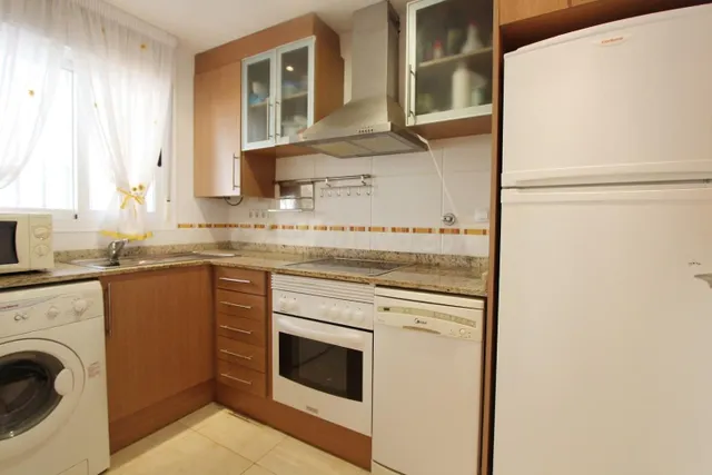 1873_APARTAMENTO DE 2 DORMITORIOS CON GARAJE Y TRASTERO EN J - foto 5