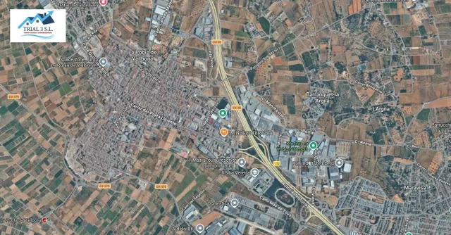 Piso en venta en La Pobla de Vallbona (Valencia) — 3
